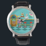 Relógio Retro Soda Fountain Watch<br><div class="desc">Sirva algo especial com este Retro Soda Fountain Watch. A arte minimalista, a design de desenho animado mostra o interior do lugar mais legal da cidade. É uma fonte de refrigerante de 1950, em toda sua glória de gatinho! No cenário de um aqua wall, podemos ver posters anunciando as especialidades...</div>