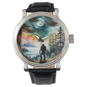 Relógio Sasquatch em Ridge, olhando para o Oceano