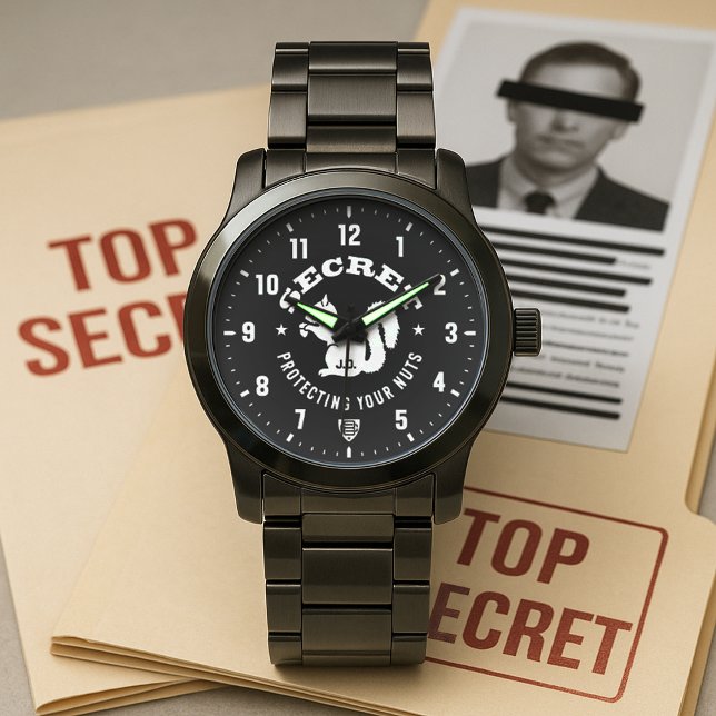 Relógio Secret Squirrel Protecting Your Nuts Personalized (Secret Squirrel Protecting Your Nuts Personalized Stainless Steel Watch)