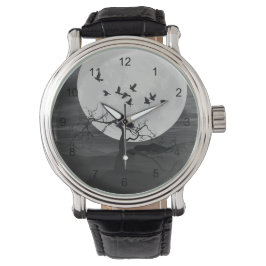 Relógio Spooky Ravens Voando Contra a Lua Cheia