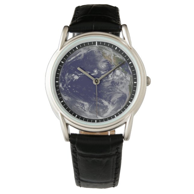 Relógio Terra cheio Mostrando Várias Tempestades Tropicais (Frente)