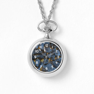 Relógio Um muro de pedra construído no estilo croata