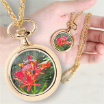 Relógio Vallarta Flaming Beauty 1583 Necklace Watch<br><div class="desc">Pintura da coleção "Vallarta Flaming Beauty 1583" Personalize na página do produto ou clique no botão personalizar para obter mais opções de design. A design criada da minha pintura "Vallarta Flaming Beauty 1583" captura uma bela flor na periferia do Hotel Krystal em Puerto Vallarta, México. Os produtos correspondentes estão disponíveis...</div>