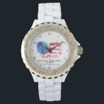 Relógio *~* Veterano Militar Mãe Vermelho Branco Azul EUA<br><div class="desc">* White Enamel Banda Patriótica Clássica Moderna Bling Moderna em forma de Diamante Rhinestone Watercolor Design Woman's American Flag Wrist Watch. * Este design apresenta a bandeira americana Flag American, que também é conhecida como Glória Antiga e Estrelas e Stripes. Esta design de Bandeira Americana de Aquarela inclui as cores...</div>