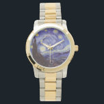 Relógio Vincent Van Gogh Starry Night Vintage Fine Art<br><div class="desc">Vincent van Gogh Starry Night Fine Art Painting Starry Night Starry Night é uma pintura do artista poste-impressionista holandês Vincent van Gogh. O céu azul à noite está cheio de nuvens, estrelas e uma lua crescente brilhante. Está na coleção permanente do Museu de Arte Moderna em Nova Iorque desde 1941....</div>