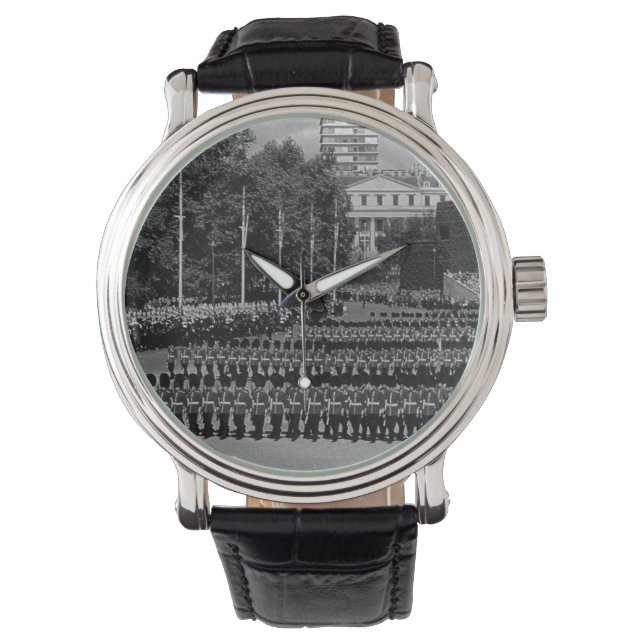 Relógio Vintage England Guardas marchando em tempo lento (Frente)