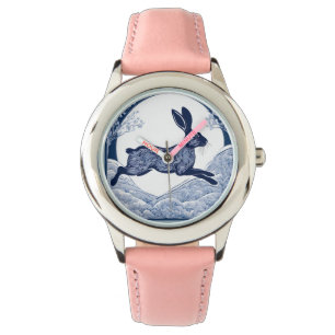 Relógio Whispers of Magical Hare, de inverno