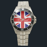 Relógios de pulso em inglês com bandeira de bandei<br><div class="desc">O pulso inglês vigia com a bandeira do Union Jack. Personalize com seu próprio texto ou nome britânico. Ideia de presente mais barata para os eventos nacionais e reais da Grã-Bretanha. Cores de bandeira inglesa; vermelho branco e azul.</div>