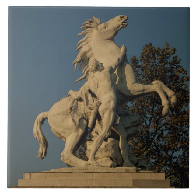 Réplica de um do originall de dois "cavalos (Frente)