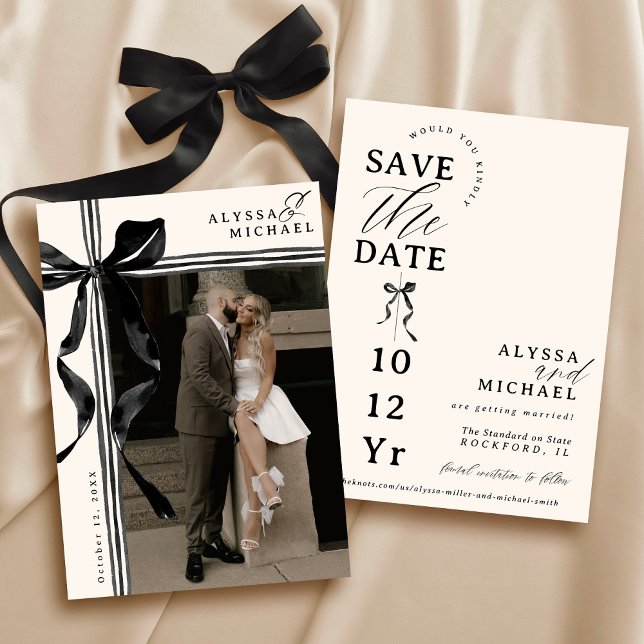 Reserve A Data Arco Preto e Marfim Simples Elegante Casamento de  (Elegant modern watercolor black and ivory coquette bow ribbon typography photo wedding save the date)