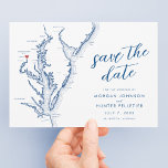 Reserve A Data Arlington Virginia Map Modern Weding<br><div class="desc">Anuncie seu casamento em Arlington, VA com elegância e estilo usando nossa foto do mapa de Chesapeake Bay azul moderna, com o marinho azul, salve a data! Perfeito para casamentos em Arlington, VA, este design personalizável captura a essência da região de Chesapeake Bay. Destacando locais icônicos como o Top of...</div>