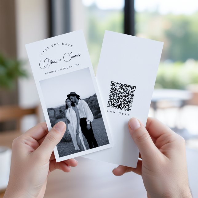 Reserve A Data Black & White Bookmark Modern QR Code Photo (Criador carregado)