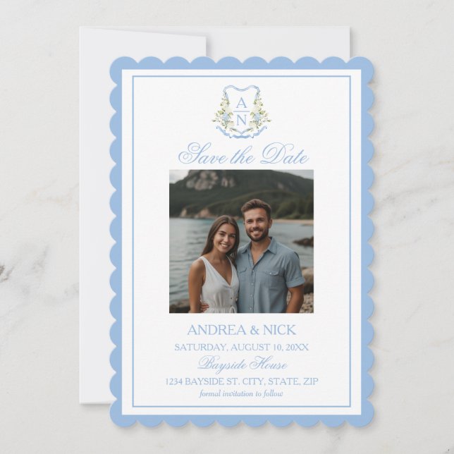 Reserve A Data Blue Hydrangea Crest Monogram Wedding Invitation (Frente)