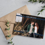 Reserve A Data Blue Simple Modern Weding Save the Date<br><div class="desc">Simples Casamento Moderno Salve os cartões com fotos personalizados da Data. Para personalização mais avançada deste design,  clique no botão "Personalizar"! Itens correspondentes e mais opções de cor também estão disponíveis por solicitação.</div>