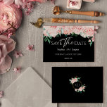 Reserve A Data Blush Floral Black Weding Flat Salvar A Data<br><div class="desc">Este blush de casamento negro floral salva a data design apresenta belos fundos neutros em chic de preto ou branco com simples tipografia moderna e caligrafia elegante para definir um tom sofisticado para qualquer estilo de evento. Cada produto é embelezado com rosas rosas rosadas e escamosas, cor-de-rosa, bem como fitas...</div>