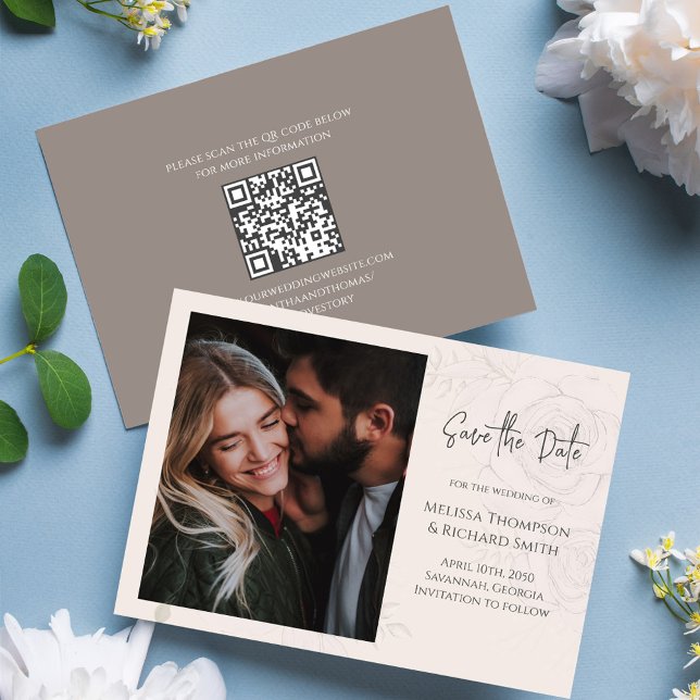 Reserve A Data Blush Wedding Salve a Data Simples Floral (Wedding save-the-date photo card with blush floral background. With a QR code. )