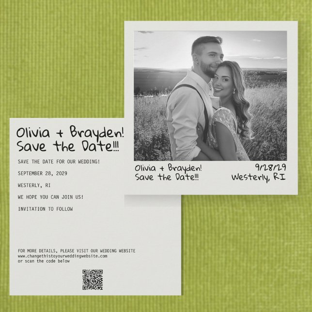 Reserve A Data Câmera Instantânea Retro Foto P&B Código QR (Square retro instant camera style wedding save the date with your photo in black and white)