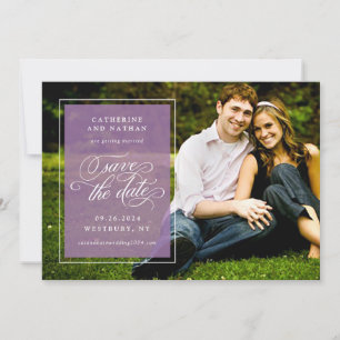 Reserve A Data Casamento Clássico Branco e Roxo com Letra Elegant