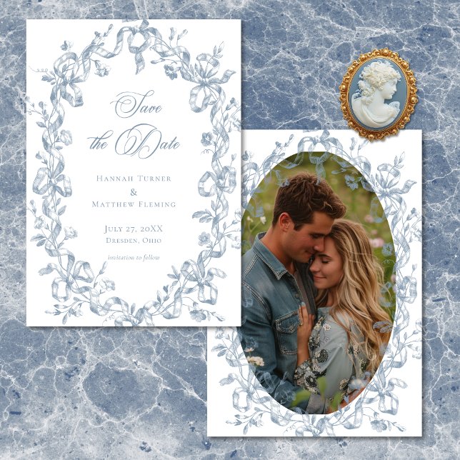 Reserve A Data Casamento Clássico Elegante com Fita Floral Azul e (Classic Elegant Blue Floral Ribbon Photo Wedding Save The Date)