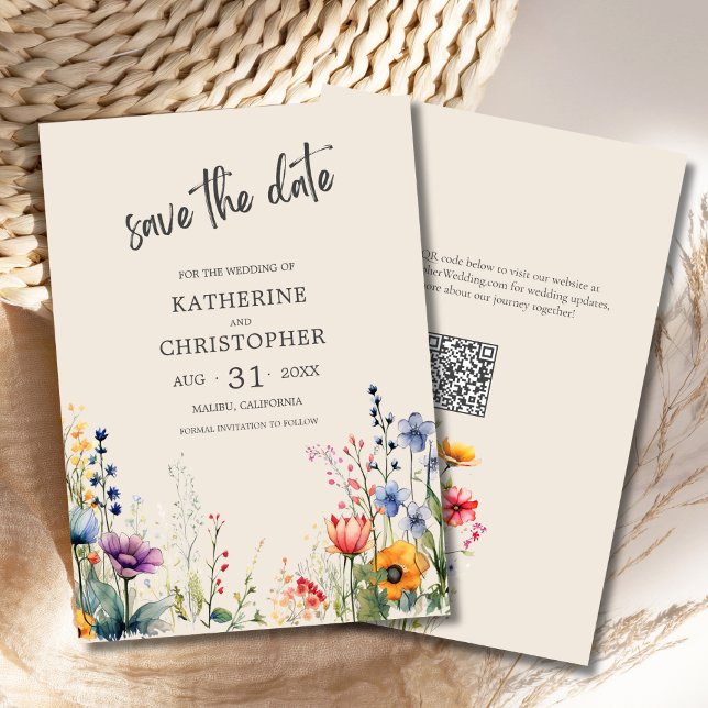 Reserve A Data Casamento de Beige de Flores Selvagens Legais Colo (Colorful Wildflowers Elegant Beige Wedding Save the Date with purple, orange, red flowers, qr code.
)