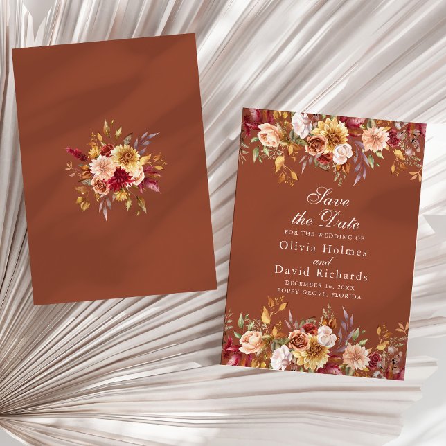 Reserve A Data Casamento de Flores Selvagens de Laranja Queimado  (Modern Burnt Orange Terracotta Wildflowers Wedding Save The Date on a sunny neutral dry palm leaf.)