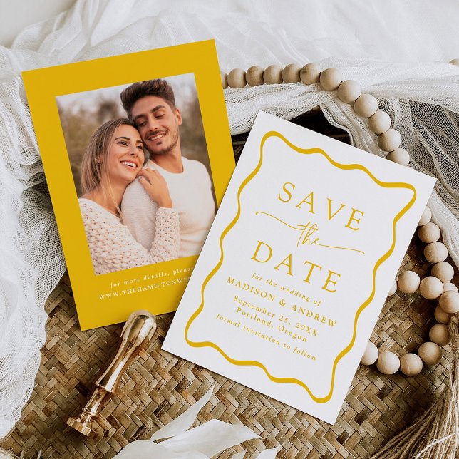 Reserve A Data Casamento de Foto com Moldura Amarela Ondulada Mod (Criador carregado)