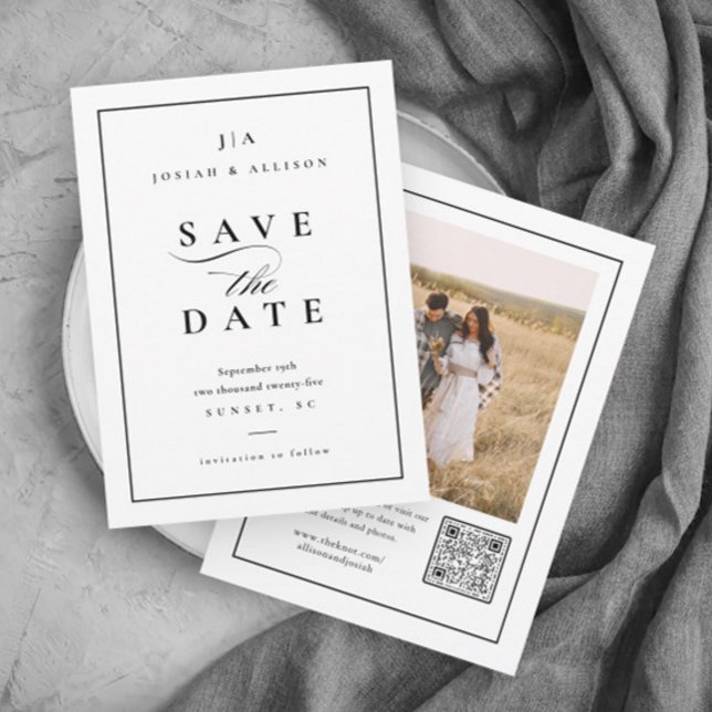 Reserve A Data Casamento de Foto do Código QR do Monograma Clássi (Elegant Black and White Wedding Monogram Photo Save the Date with QR Code.)