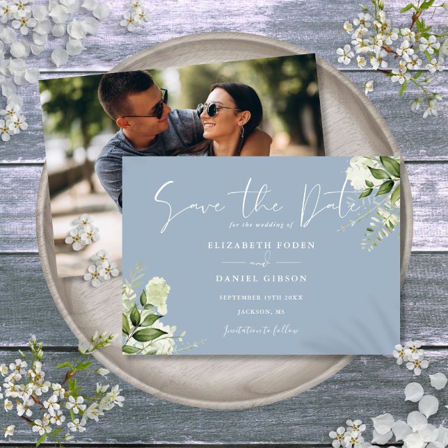 Reserve A Data Casamento de Foto Floral Verde Elegante Azul Desbo (Dusty Blue Elegant Greenery Floral Photo Wedding Save The Date)