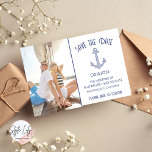 Reserve A Data Casamento de Fotografia com Âncora Azul Náutica<br><div class="desc">O adorável design de âncora azul e branca com tema náutico salva as datas do seu próximo casamento. Personalize com seus nomes e data de casamento e carregue seu noivado ou foto de casal favoritos. O verso da placa é impresso com um design de faixa branca e azul de marinho...</div>