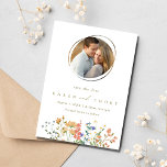 Reserve A Data Casamento de Fotografia de Summer Wildflower<br><div class="desc">Traga a beleza da natureza para o seu casamento com o nosso casamento de Foto de Verão, Salve a Data. A delicada ilustração de flor silvestre e a simples fonte criam uma sensação boêmica que captura perfeitamente o espírito do seu dia especial. Para obter melhores resultados, extraia espaço em excesso...</div>
