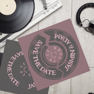 Reserve A Data Casamento de Groovy com Registro de Vinilo Roxo Re
