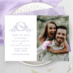 Reserve A Data Casamento de Monograma de Foto Púrpura Elegante<br><div class="desc">Anuncie sua data de casamento com este casamento impressionante, salve o cartão de data com duas seções na frente, ao fino monograma botânico desenhado à esquerda, que delineia elegantemente as iniciais dos casais em roxo com seus nomes, data de casamento e detalhes de localização e à direita com a seção...</div>
