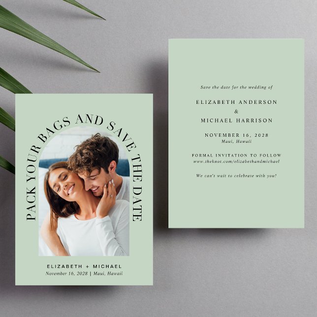 Reserve A Data Casamento de Sage de Destino de Foto Moderno (Celebrate your love story with a save the date showcasing your photo in an elegant arch frame)
