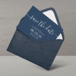Reserve A Data Casamento de Script Moderno Azul Salve a Data<br><div class="desc">Simples casamento de Script Moderno Salve os cartões de Data. Para personalização mais avançada deste design,  clique no botão "Personalizar"! Itens correspondentes e mais opções de cor também estão disponíveis por solicitação.</div>