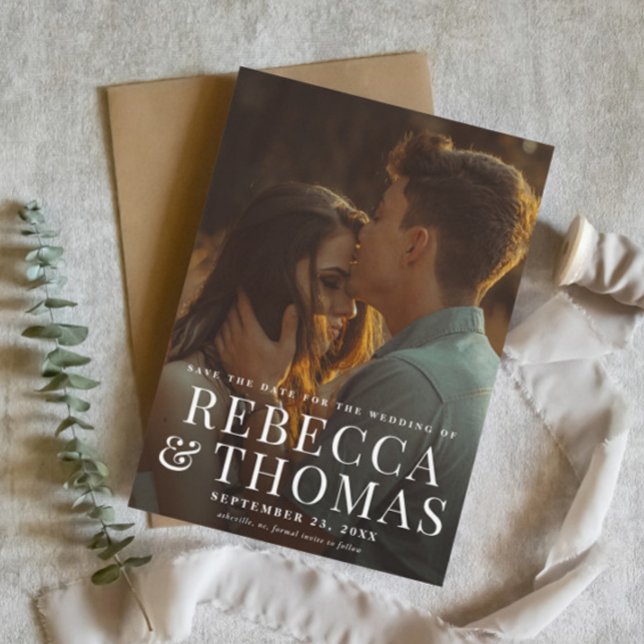 Reserve A Data Casamento Foto Tipografia Simples Elegante  (Elegant Simple Typography Photo Wedding Save the Date Cards.)