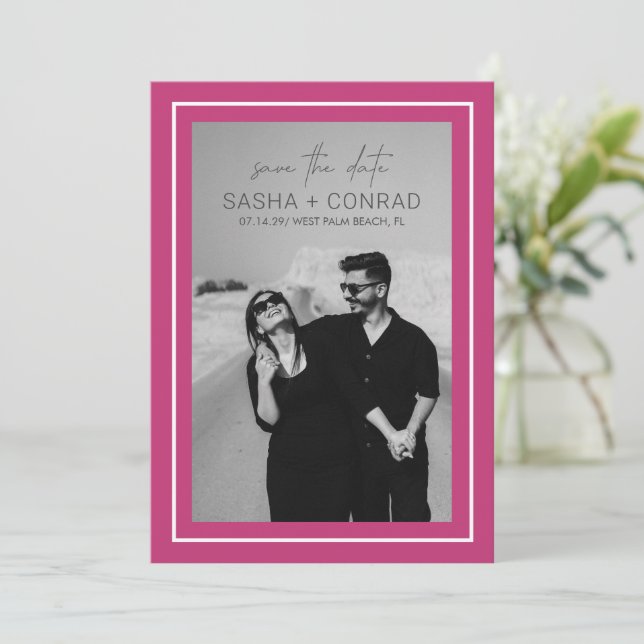 Reserve A Data Casamento Moderno Foto com Borda Ousada Rosa Vibra (Em pé/Frente)