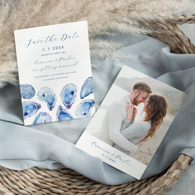 Reserve A Data Casamento por Aquarela de Ostra Azul (Oyster Beach Wedding Save the Dates with photo back and elegant coastal chic blue watercolor shells )
