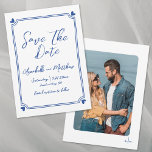 Reserve A Data Casamento Whimsical Azul Foto Desenhada Simples Mã<br><div class="desc">Simples mão Desenhada Casamento Branco Azul Salve a Data. Este cartão europeu Inspirou Azul e Branco Salve a Data apresenta um design limpo e minimalista perfeito para casais que buscam elegância de eterno. Um quadro sutil desenhado à mão com corações azuis encantadores em cada esquina rodeia suavemente os detalhes do...</div>