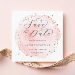 Reserve A Data Círculo De Cor De Água Esmagada Salvar A Placa Qua<br><div class="desc">Esta opção para salvar a placa de data apresenta um círculo de cor d'água pintado em cor rosa-claro com sotaques de pontos dourados falsos. Para personalização mais avançada deste design,  clique no botão "Personalizar". Itens correspondentes também estão disponíveis.</div>