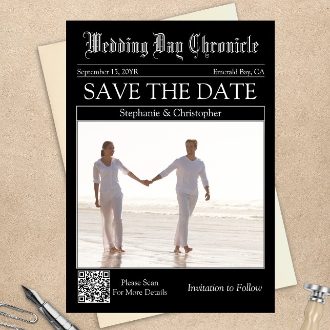 Reserve A Data Código QR de Casamento de Jornal Antigo Salve a Da (Modern Black and White Newspaper QR code Save the Date)