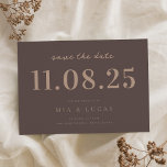 Reserve A Data Data Mínima de Casamento Chic Marrom Não Foto<br><div class="desc">Personalize este casamento mínimo de design de chic,  salve a data com todos os seus detalhes.</div>