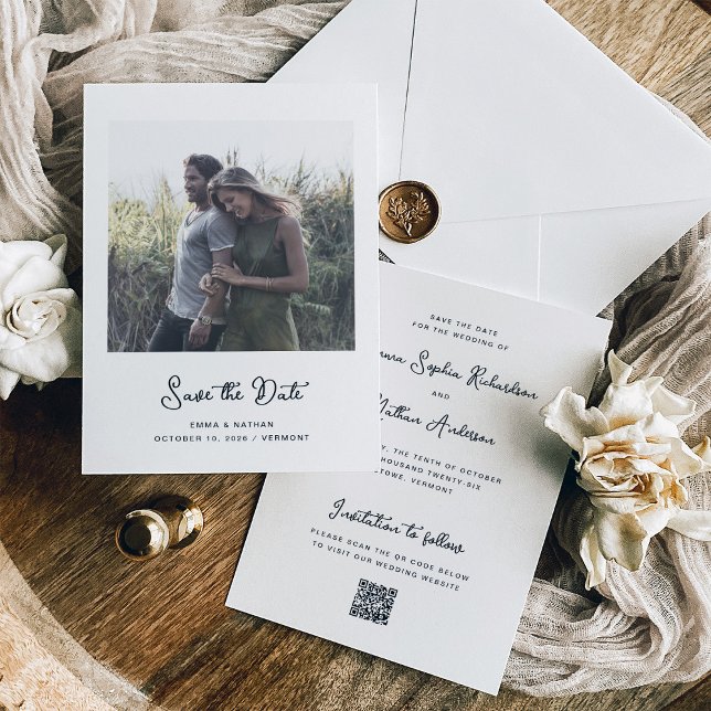 Reserve A Data Doce e Whimsical | Código de foto e QR (An elegant and whimsical save the date card with your photo and a scannable QR code)