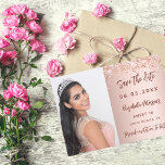 Reserve A Data Docinho 16 rosa dourado, roteiro de fotos<br><div class="desc">Um moderno e elegante Salve a Data para um Doce 16. fundo rosa de gradiente dourado,  decorado com confete rosa dourado. Personalize e adicione uma foto,  data e nome. O texto: Salvar a Data é gravado com um script de estilo com letra de tendência.</div>