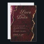Reserve A Data Dourada Glitter Burgundy Agate Salvar a Data<br><div class="desc">Elegante Glitter Burgundy Agate Salve o cartão Data. Chic Script Salve a data em burgundy e design de gemstone dourado.</div>