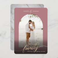 Dusty Rosa Finalmente Chegando a Foto de Casado e 