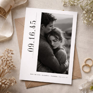 Reserve A Data Editorial Vertical Data Salvar a Data