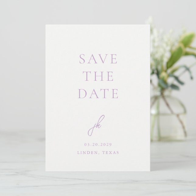 Reserve A Data Elegante Monograma de Casamento em Letra Lilás (Em pé/Frente)