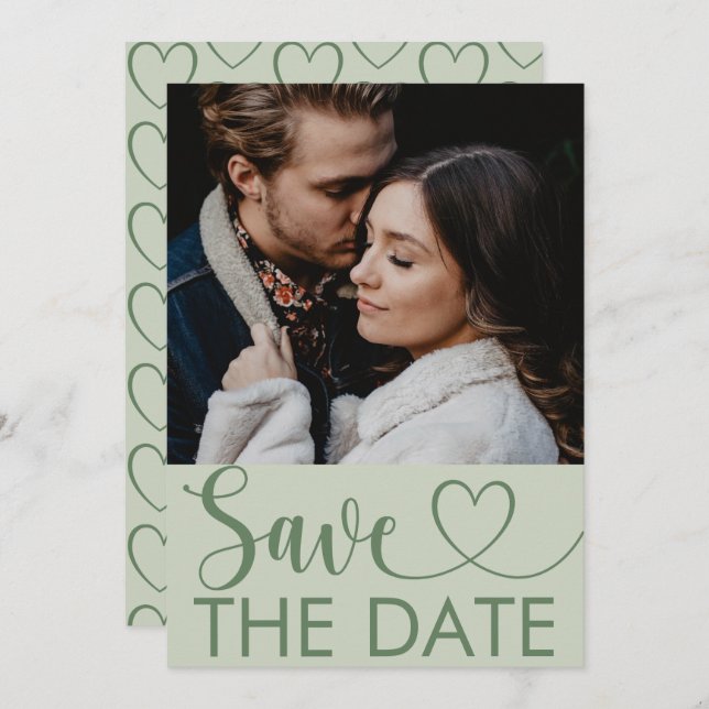 Reserve A Data Elegante Sage Green Photo & Heart Save the Date (Frente/Verso)