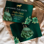 Reserve A Data Emerald Green Quinceanera<br><div class="desc">Anuncie seu dia especial com uma encantadora princesa verde esmeralda Quinceañera Salve o convite de data. Apresentando uma paleta verde esmeralda regal e detalhes elegantes, este convite dá o tom para uma celebração real. Adorado com delicados ajustados de sotaque para uma princesa, ele captura perfeitamente a magia de sua próxima...</div>