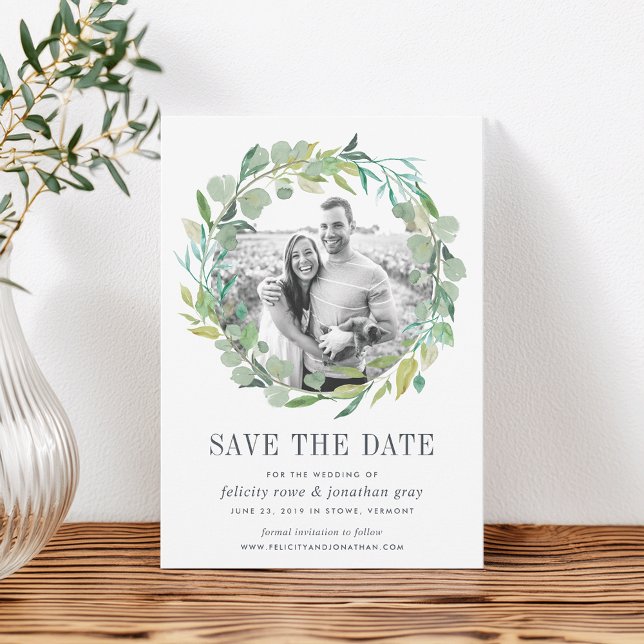 Reserve A Data Eucalyptus Wreath Photo Save the Date Card (Criador carregado)